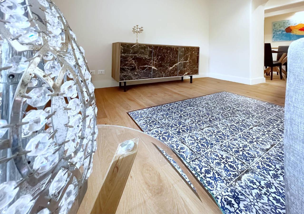 Solemar Sicilia - Casa Adele Apartment Палермо Екстериор снимка